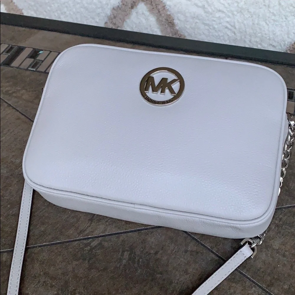 MICHAEL KORS FULTON LG EW CROSSBODY